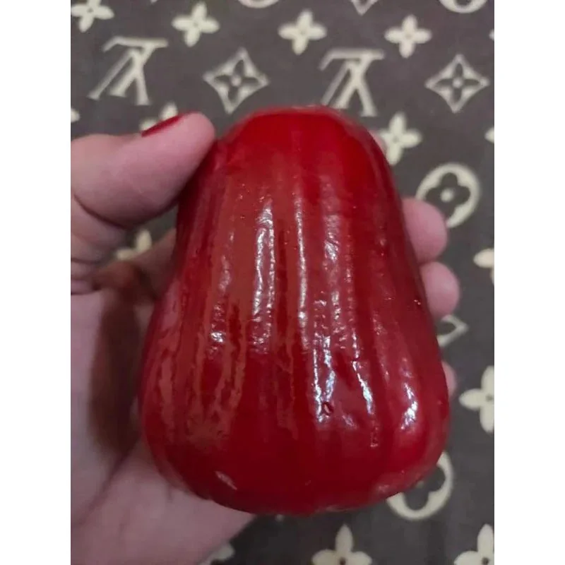 Jambos Giant Apple